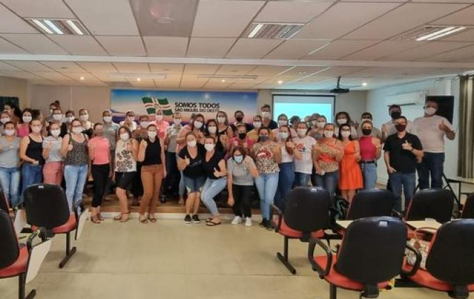 Secretaria de Saúde promove reestruturação da Atenção Básica