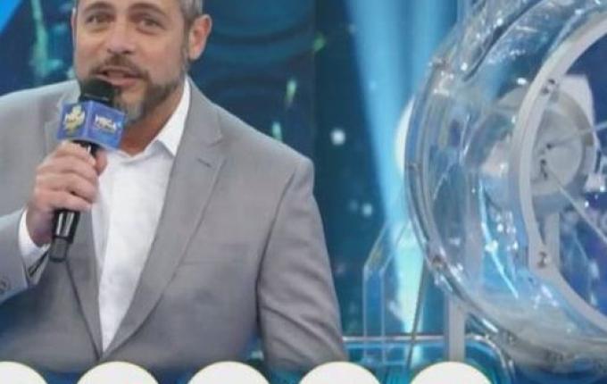 Duas apostas dividem prêmio de R$ 378 milhões da Mega da Virada