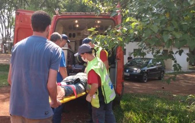 Trabalhador sofre lesões em queda de estrutura em demolição