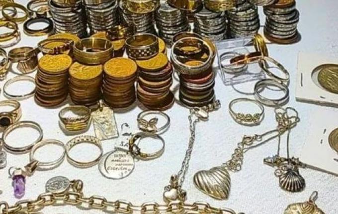 Catarinense quer lucrar R$ 1 milhão “caçando ouro” em praias de SC