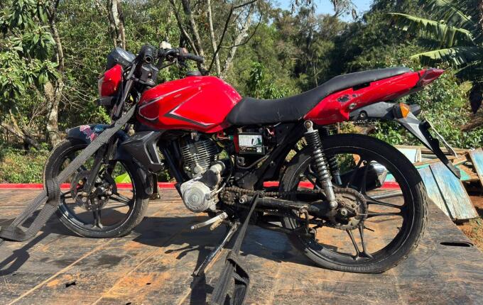 Motocicleta furtada no Paraná é recuperada pela PM em Dionísio Cerqueira