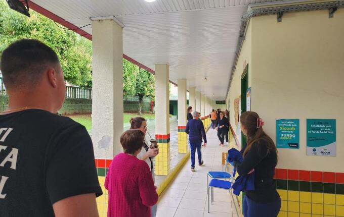 Votação segue tranquila em São João do Oeste
