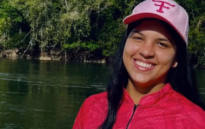 Jovem de SC morta com golpes de faca em MT 'trabalhava até tarde para sustentar o filho', diz família