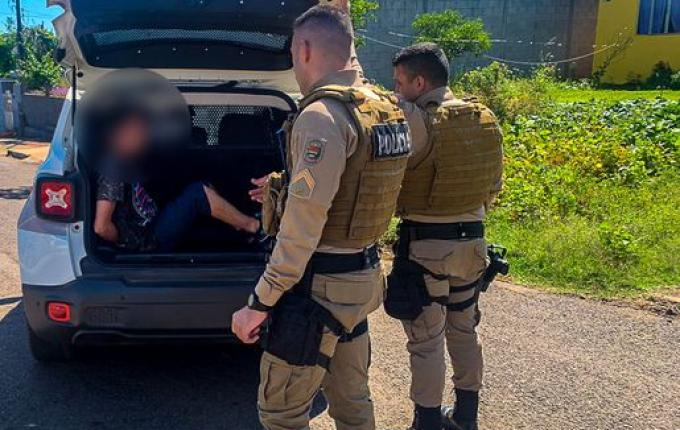 VÍDEO: PM recupera celular e prende autor de furto em SMOeste