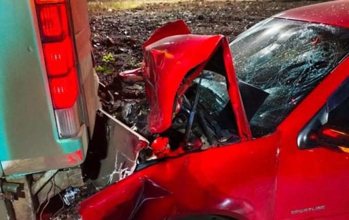 Carro de Itapiranga se envolve em acidente com ônibus em Cunha Porã