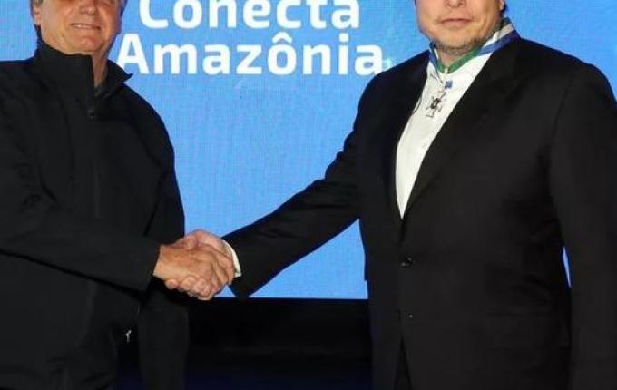 Bolsonaro diz que acordo com Musk é 'início de um namoro'
