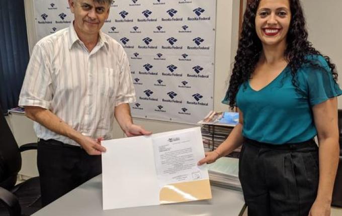 Prefeitura de Cedro busca destinação de mercadorias junto à Receita Federal