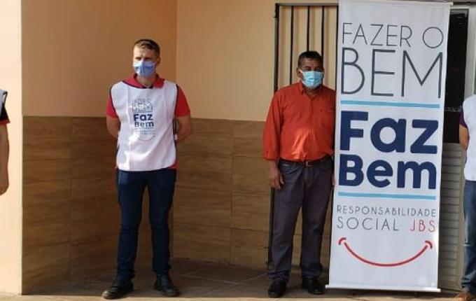 JBS entrega obras em postos de saúde na área indígena