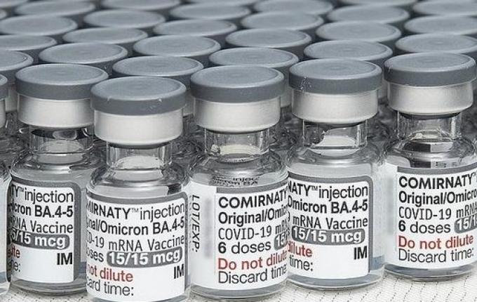 Vacina bivalente contra Covid já está disponível para toda a população adulta