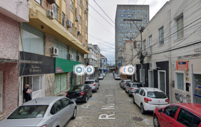 Mulher ouve barulho, se depara com invasor e mata homem em SC