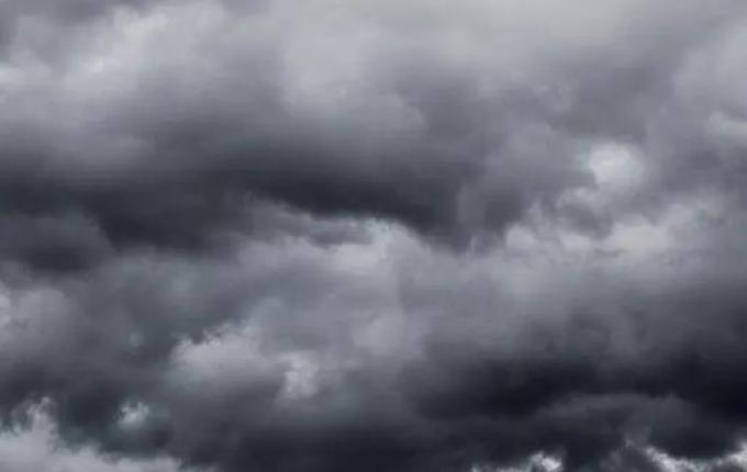 Inmet coloca 9 cidades do Oeste de SC em alerta vermelho para tempestades