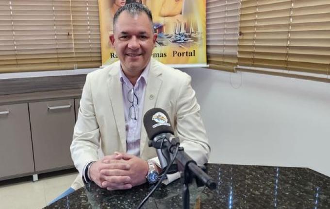 Prefeito projeta revitalizações em escolas, praças e ruas de Itapiranga