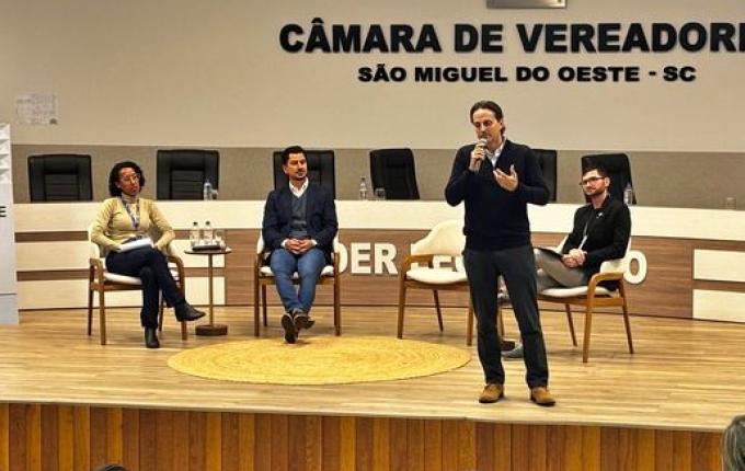São Miguel do Oeste promove 1º Fórum Municipal da Juventude