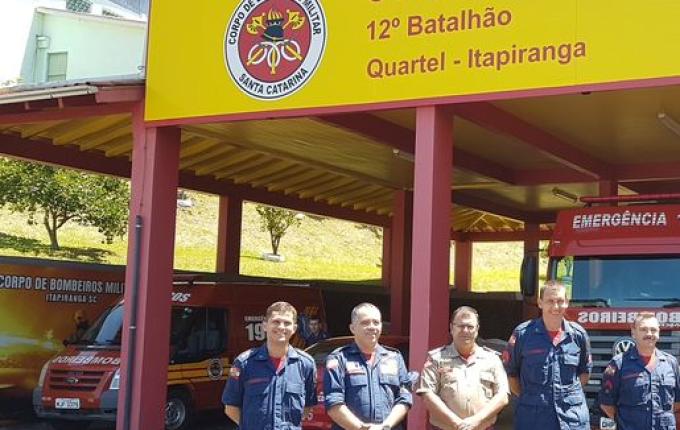 Comandante geral dos Bombeiros de SC visita a região