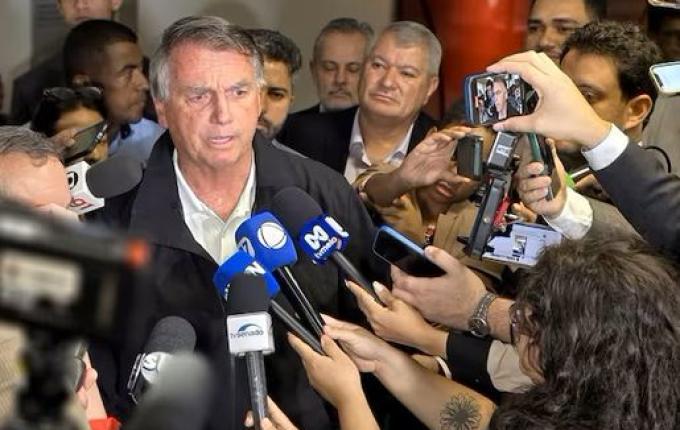 Aliados defendem Bolsonaro e relacionam indiciamento a ‘medo’ do retorno dele às urnas