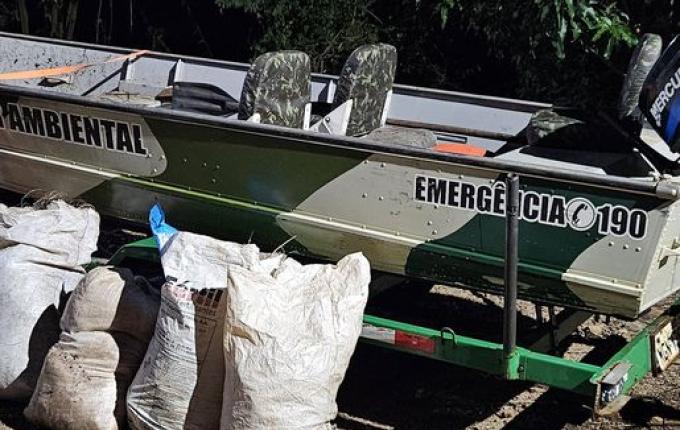 Polícia Ambiental apreende quase cinco mil metros de rede no Rio Uruguai