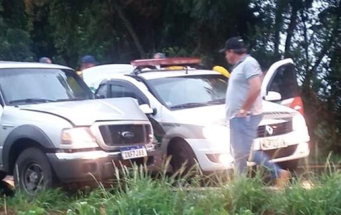 Colisão entre veículo e viatura da PM é registrada na SC 163