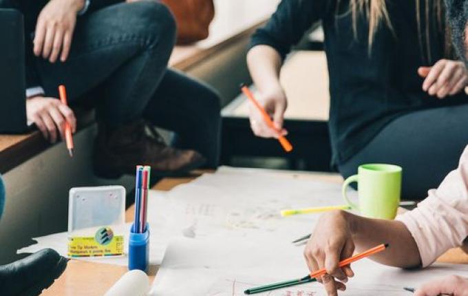 O que diz a PEC que propõe cobrar mensalidade de universidades públicas