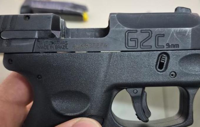 "Bruxo" é preso pela polícia civil ao falhar em prever a própria prisão