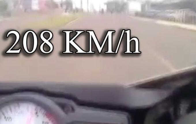 VÍDEO: Motociclista trafega a 208 km/h na Willy Barth em SMOeste