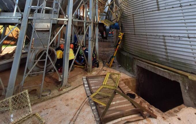 Acidente em silo de grãos deixa um trabalhador morto em Guarujá do Sul