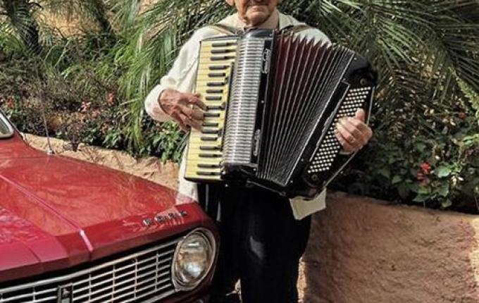 Câmara homenageia Romeo Neis pelo aniversário de 100 anos