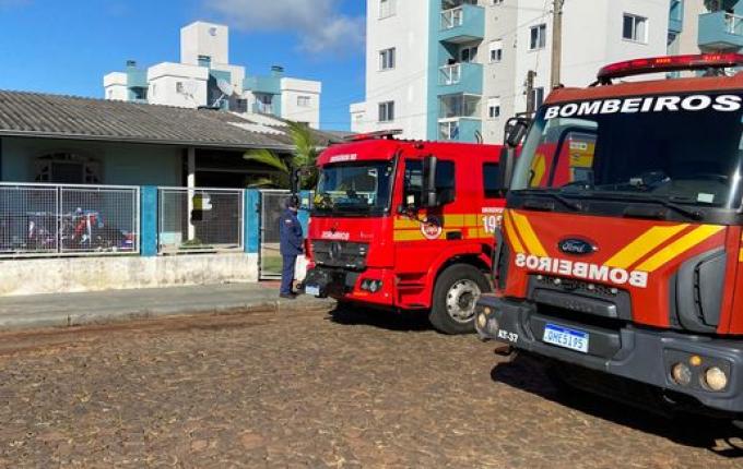 Máquina de lavar pega fogo e mobiliza Bombeiros em São Miguel do Oeste