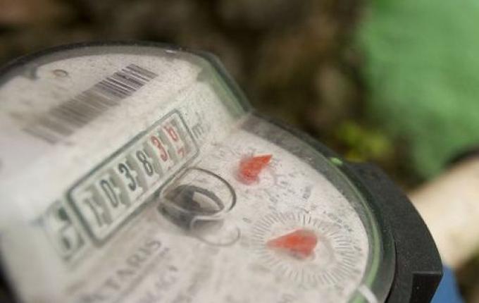 Projeto de lei prevê instalação de bloqueador de ar em hidrômetros