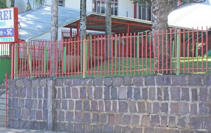 Evento alusivo aos 80 anos de história da E.E.B.Cristo Rei acontece nesta sexta