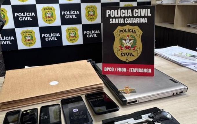 Mulher é investigada por se passar por juíza federal em Itapiranga, diz Polícia Civil