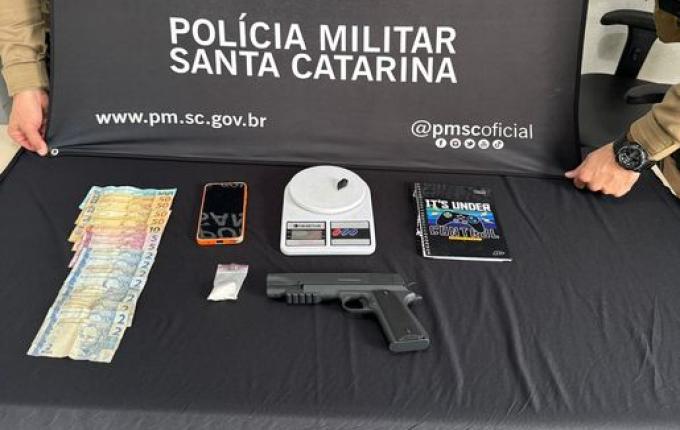 PM prende dois homens por tráfico de drogas em São Miguel do Oeste