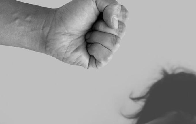 Dossiê aponta crescimento dos casos de violência contra a mulher em SMO