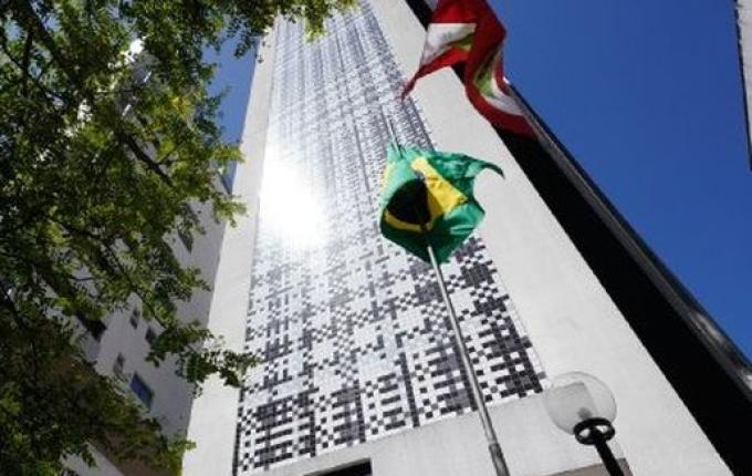 Arrecadação da dívida ativa em SC recupera mais de R$ 1 bilhão em 2024, aponta PGE