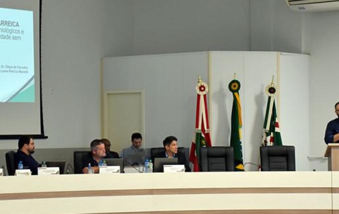 Médico apresenta estudo que relaciona doenças diarreicas agudas com quantidade de chuvas