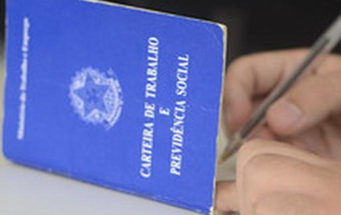 SC abriu 62,6 mil empregos formais em 2023