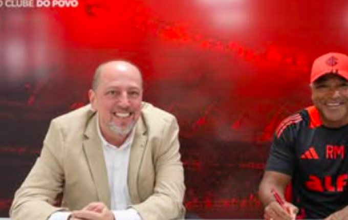 Inter confirma renovação de contrato com Roger Machado