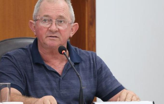 Vereador critica atrasos de obra do governo estadual no interior de Itapiranga