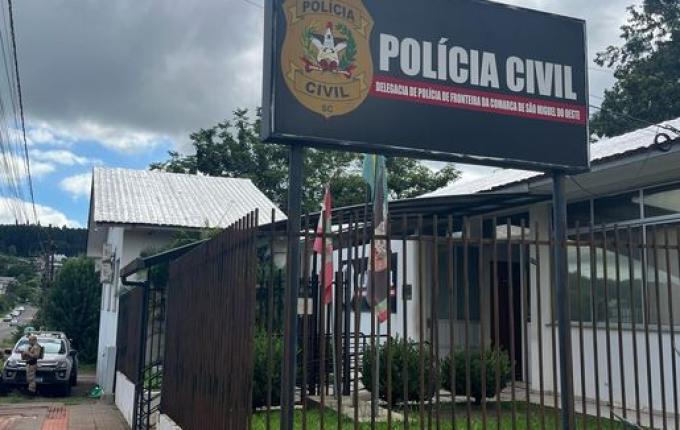 Polícia Militar prende homem suspeito de furto de veículo na região