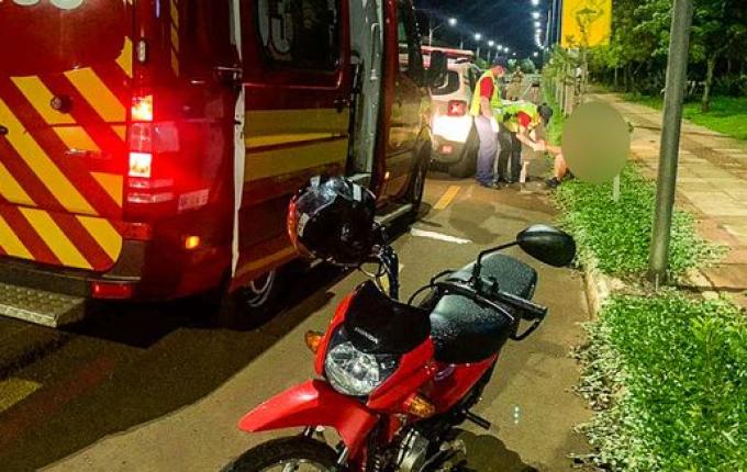 Suspeito de atear fogo em caminhão é preso horas depois ao se envolver em acidente