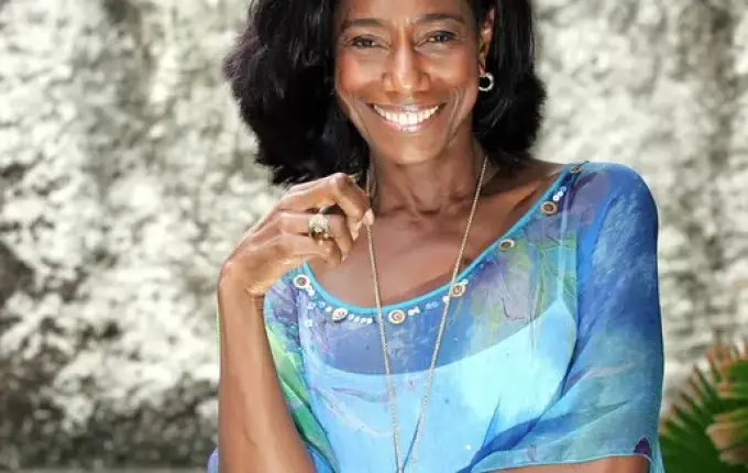 Morre Glória Maria, jornalista e apresentadora ícone da televisão