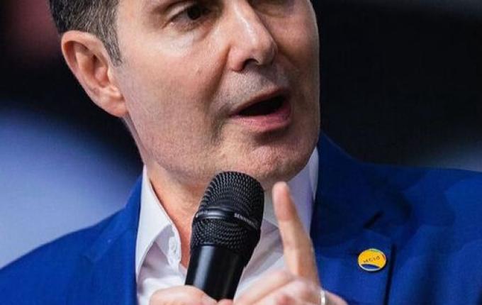 Ministro anuncia em SC etapa do Minha Casa Minha Vida voltada para pequenas cidades