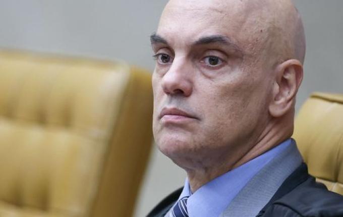 Moraes descarta recuar sobre prisão domiciliar de Bolsonaro