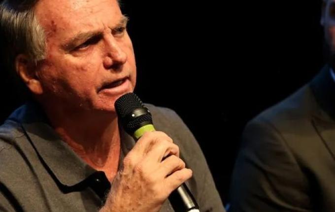 Aliados defendem apelo de Bolsonaro e Eduardo contra tarifaço de Trump