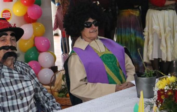 Centro de Idosos realiza Arraial da terceira idade em São José do Cedro