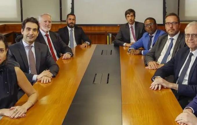 Copom aponta para aumento da Selic em 1 ponto em março