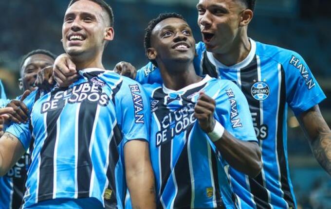 Grêmio vence o Atlético-MG e sobe na tabela de classificação do Brasileirão
