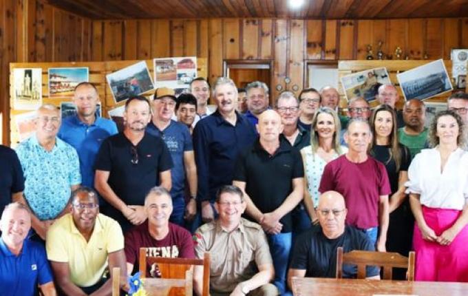 Confraternização em comemoração ao Dia do Veterano é realizada no 11º BPM/Fron