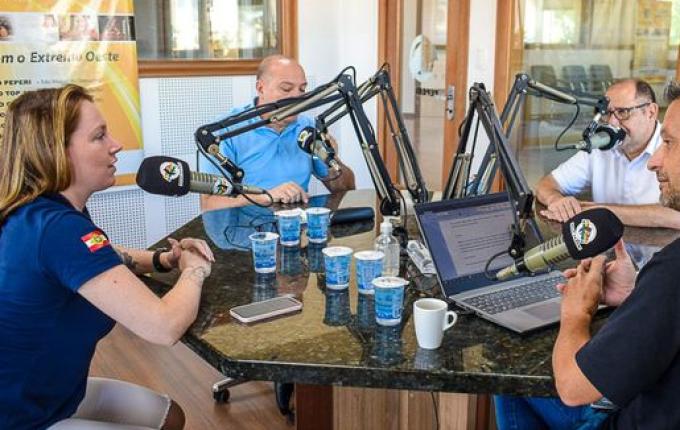 Obstáculos para quem quer empreender é tema do Peperi Debates