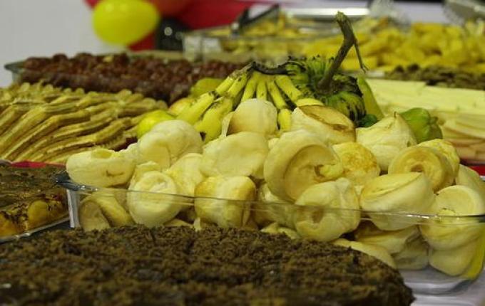 Café colonial da Igreja Matriz vai envolver mais de mil pessoas em SMOeste