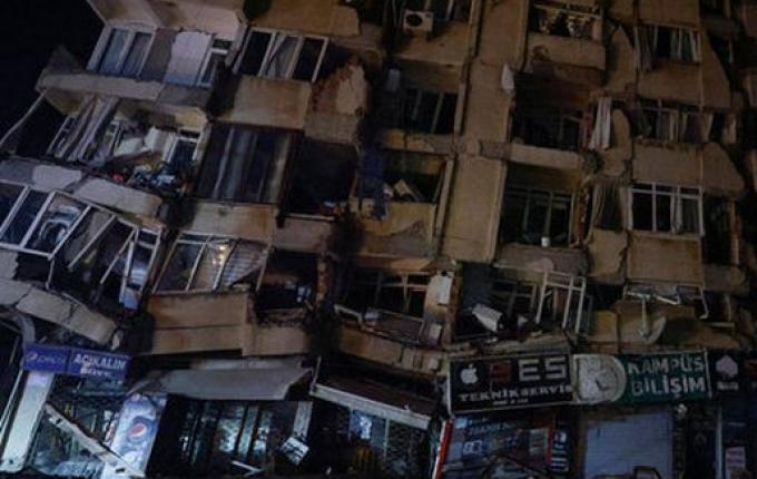 Terremoto já matou mais de 25 mil pessoas na Turquia e Síria